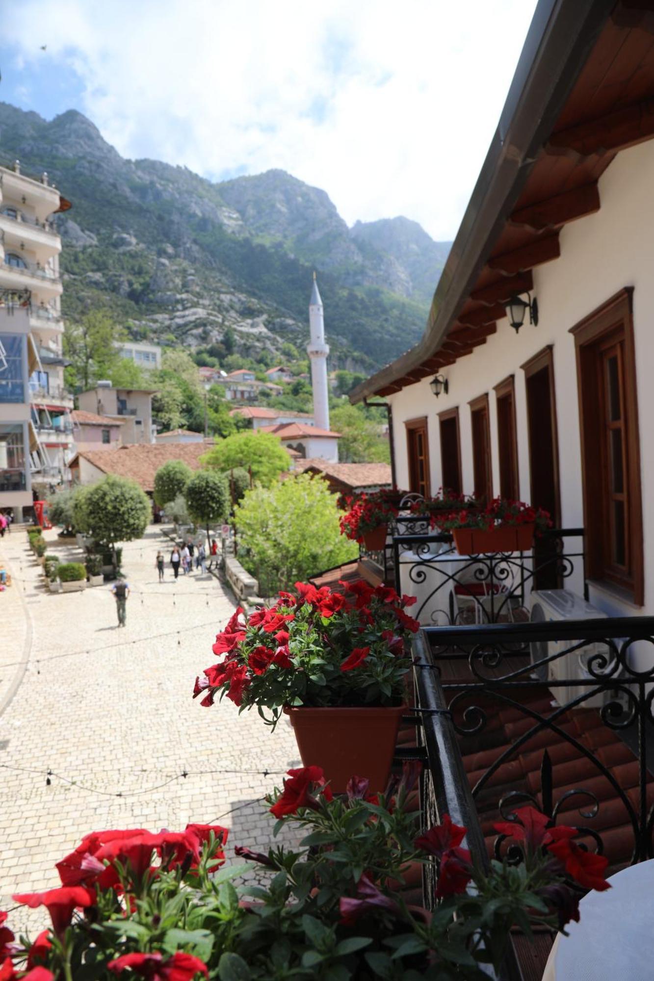 Villa Castriota Krujë エクステリア 写真